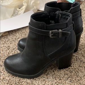 Circus by sam Edelman booties